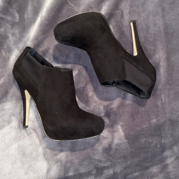 Jessica Simpson Joney black heeled bootie - Picture 2 of 11